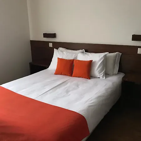 Encosta Do Sossego كابيسيراس دى باستو